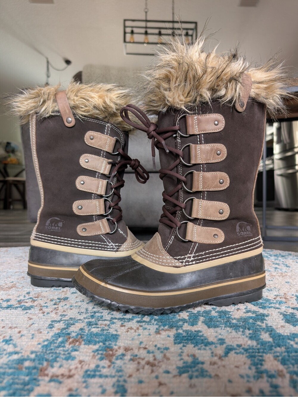 SOREL Joan Of Arctic Boots Womens Size 8 Waterproof Snow Rain Winter Faux Fur